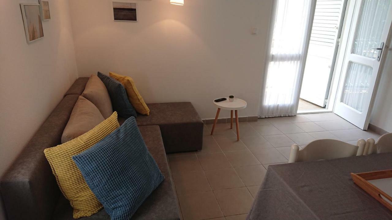 Apartman Kursar Srima Kültér fotó