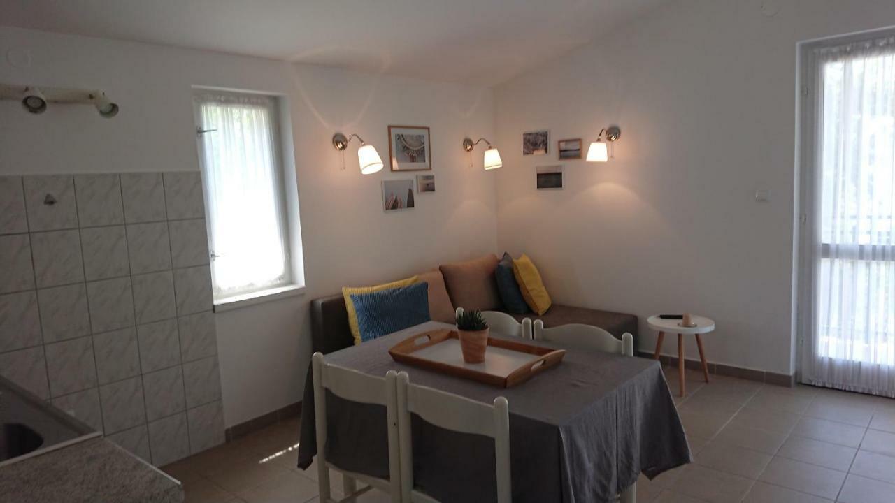 Apartman Kursar Srima Kültér fotó