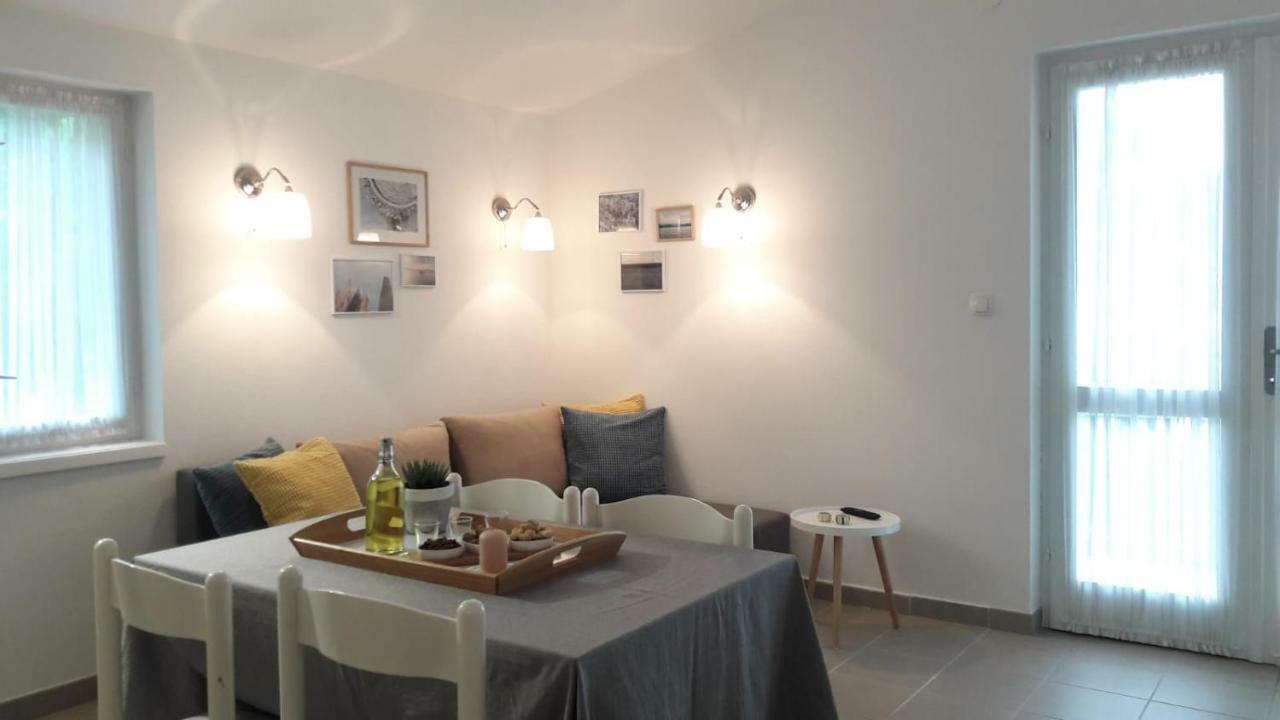 Apartman Kursar Srima Kültér fotó
