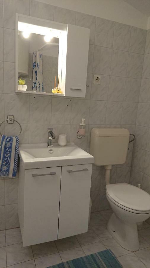 Apartman Kursar Srima Kültér fotó